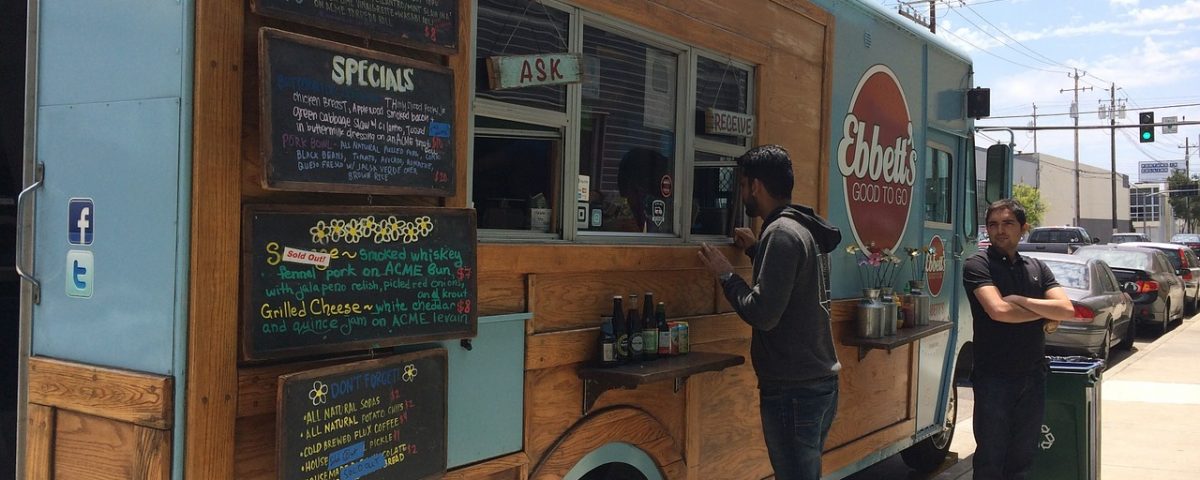 branding and wrapping your food truck
